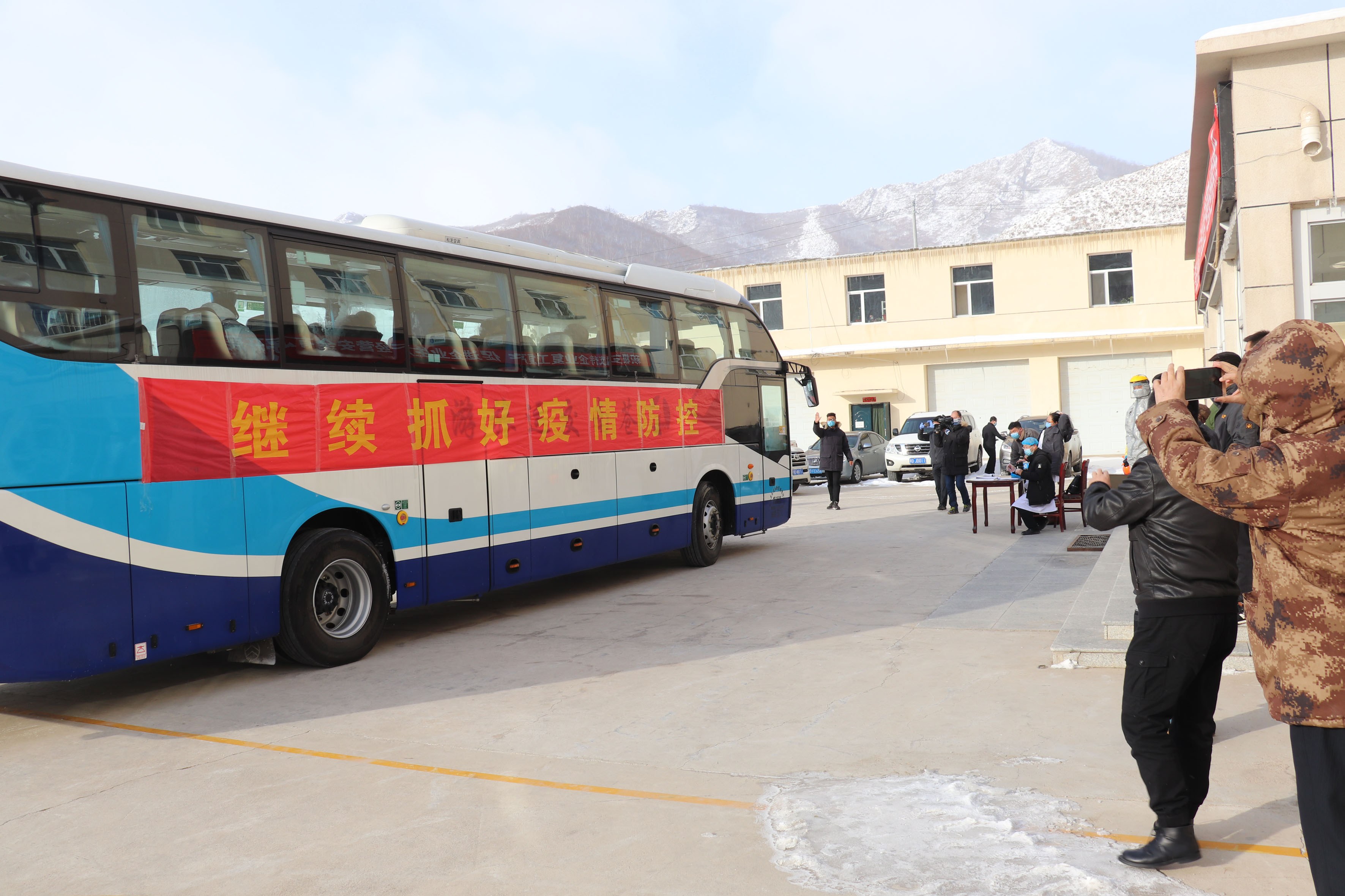 2400公里复工路，乐竞体育包车护航复工复产